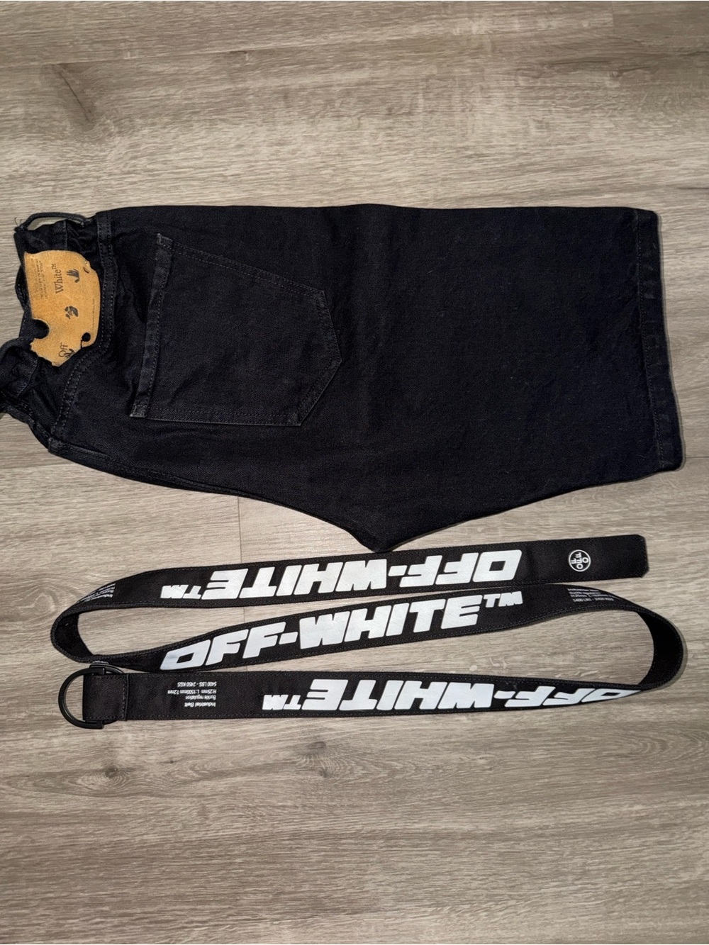 Authentic OFF-WHITE™ Denim shorts